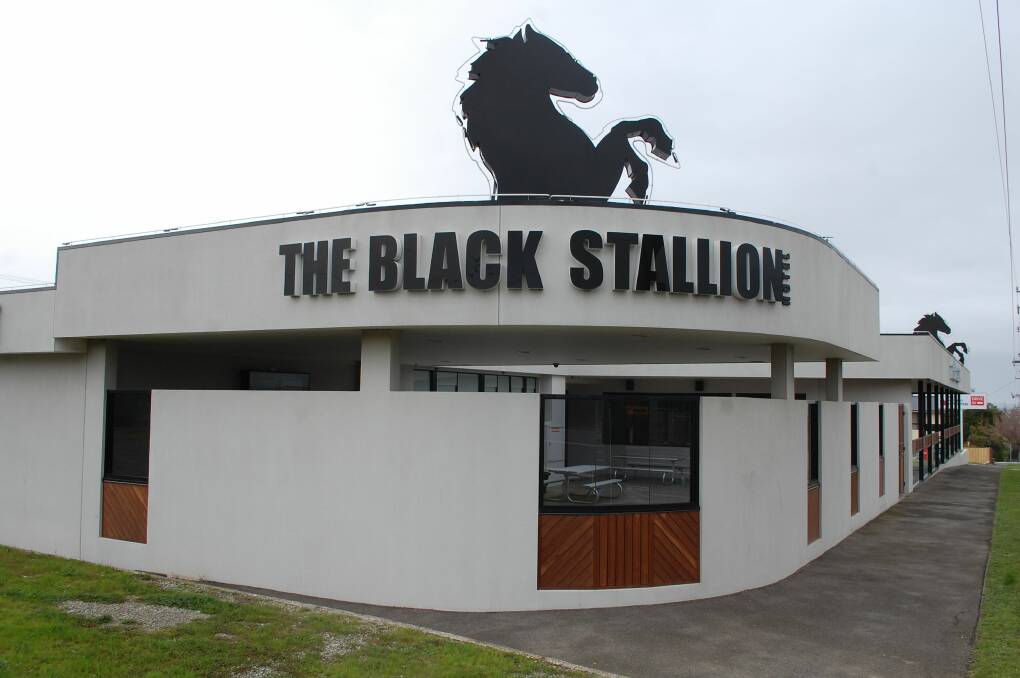 The Black Stallion in Rocherlea wants to have ATMs inside.