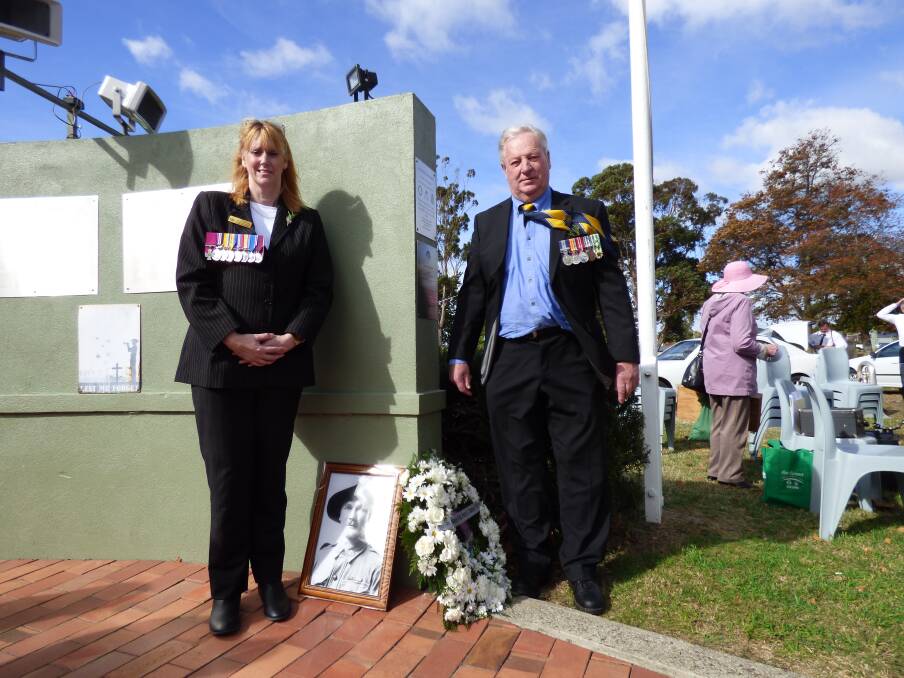 Sgt Statton's great granddaughter Kerry Morley and Peter Broad unveil a plaque commemorating Sgt Statton. Pictures: Ron Chandler 