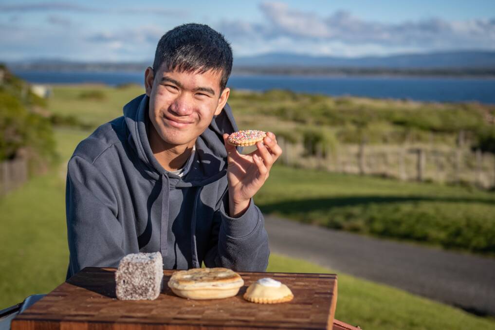 Tom Scambler has a snack at Low Head Light house with delicious items from Tamar Cakes at George Town, while getting lessons on life during the bakery tour