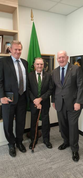 COLLABORATION: Dr Peter Wirth with PTSD Frontline patrons Keith Payne VC and Sir Peter Cosgrove. Picture: Supplied.