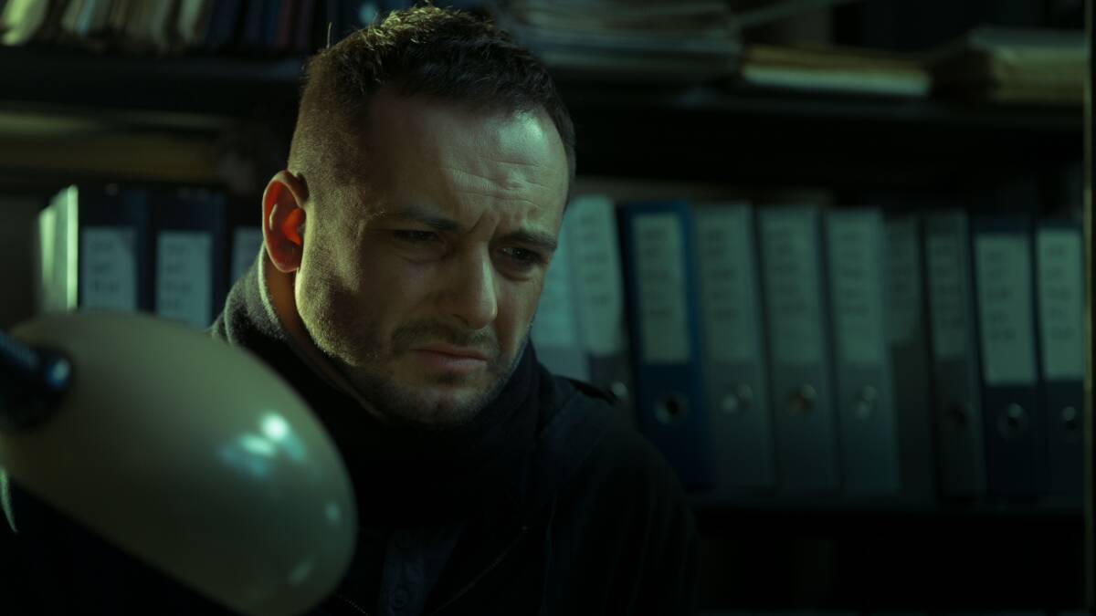 Police detective Adam Kruk puts on his best tortured expression in the Polish series Raven. 