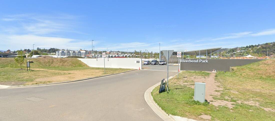 UPGRADES: The council is widening the entrance to the Riverbend Park Lindsay Street car park entrance to allow pedestrian access and better sightlines. Picture: Google Maps.