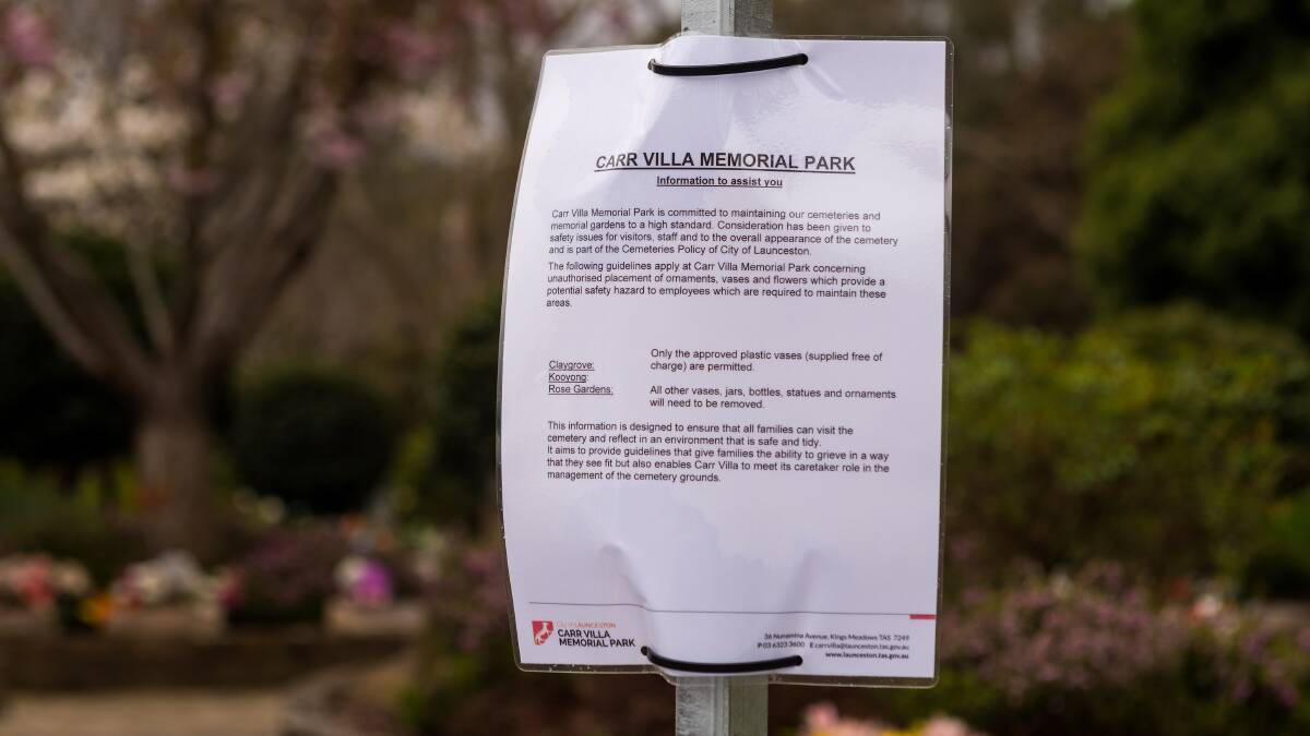 Daughter's distress over Carr Villa Memorial Park signs