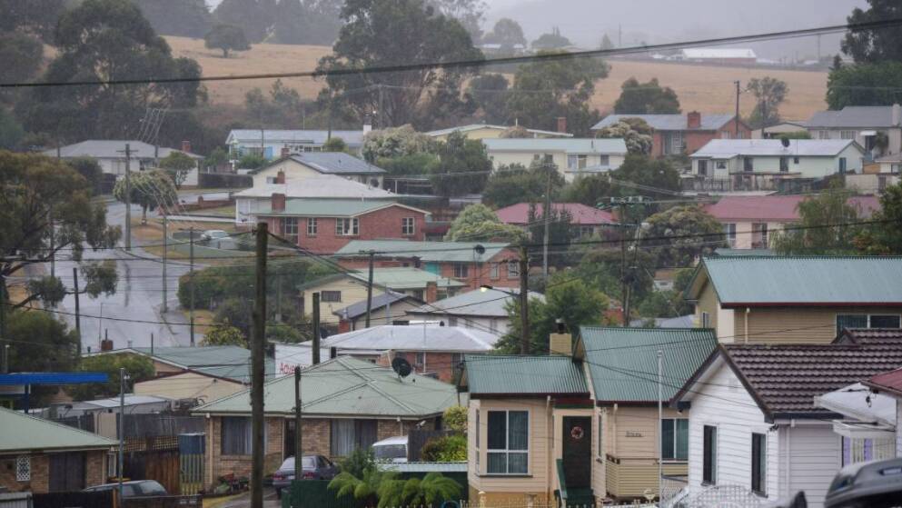 University of Tasmania releases report on housing issues