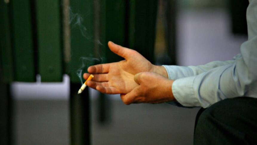 Push to increase smoking age to be debated in Parliament