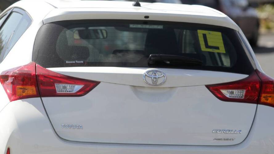 Free lessons on offer for Tasmania's learner drivers