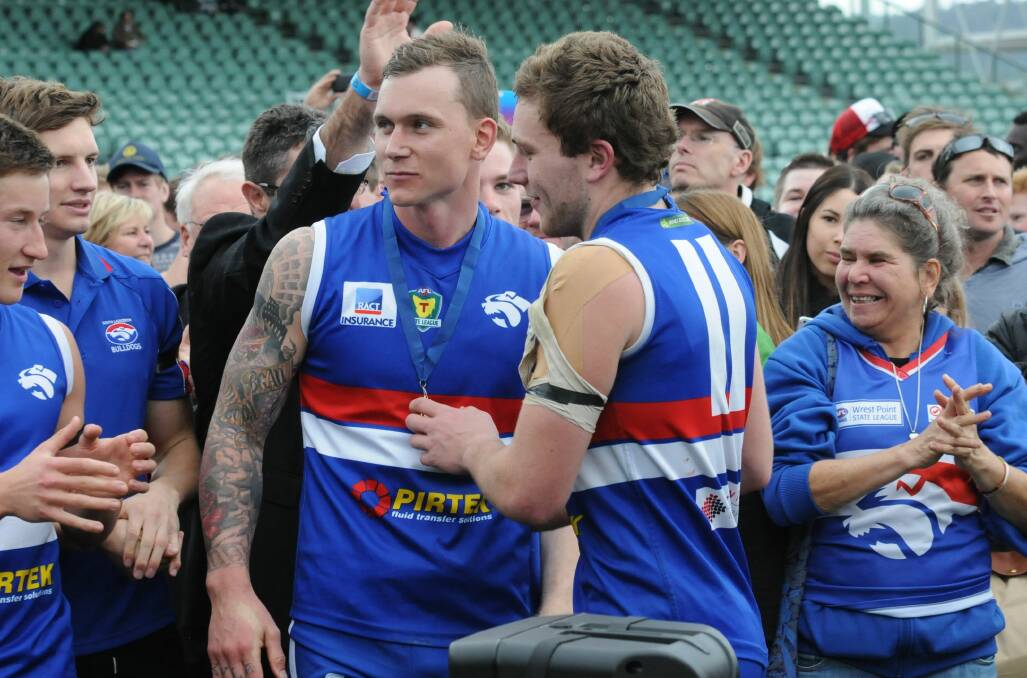 Thorp and Harper after the 2013 grand final.