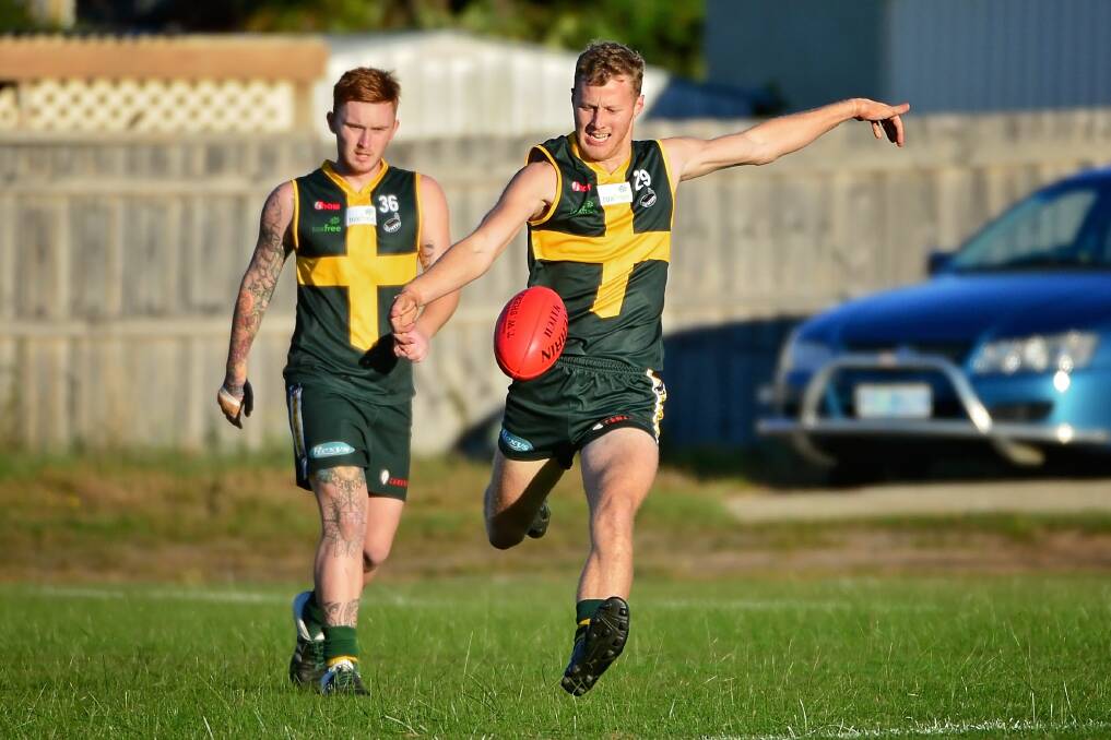 Tom Hilder kicked 12 goals for the Saints in their comfortable win over Uni-Mowbray.