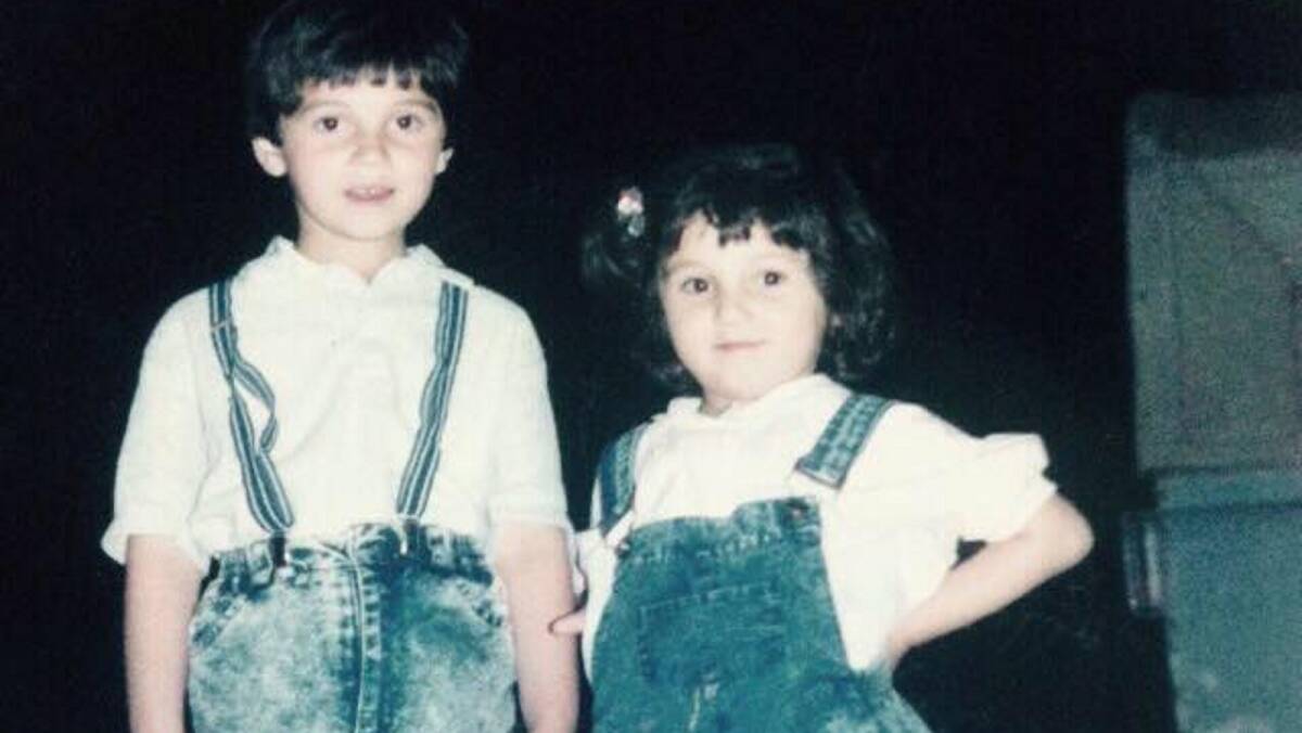 Rokhsar (the smaller) and her sister as children in Iraq.