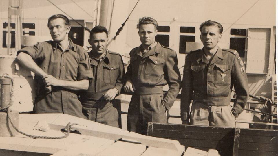 LIFE AFTER THE WAR: Four Rats of Tobruk, who fought in Libya. Picture: Trove