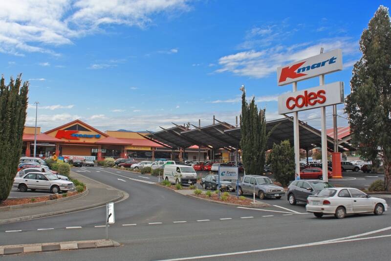 Man charged for Kmart, Coles, Woolworths fires in state's south
