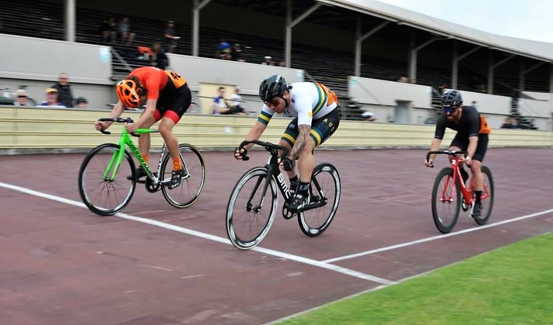 Photo finish: Eliah Cameron (left) takes out the men's wheelrace final ahead of Patty Best and Jon Taylor. Picture: Supplied.