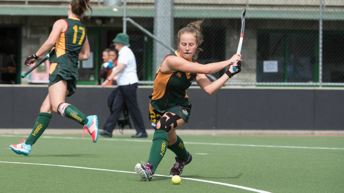 SWIPE: Tasmania's Raeleigh Phillips in action during the 2018 championships in Launceston. Picture: Neil Richardson
