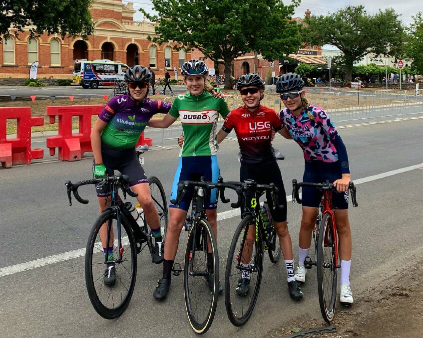 CLOSE QUARTERS: Launceston's Catelyn Turner (left) was pipped for the national road race gold medal in Buninyong. Picture: Twitter/ Cycling Australia
