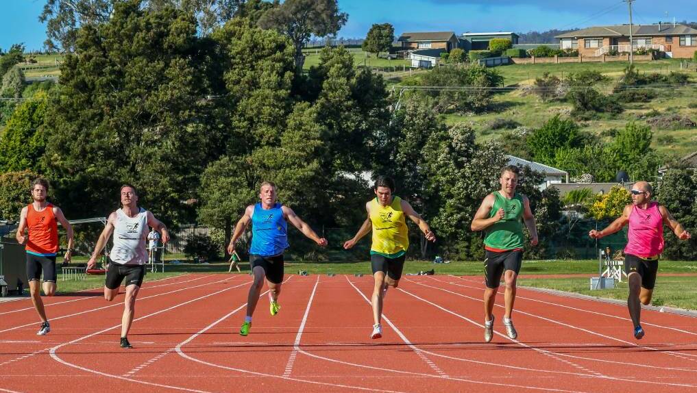 GOOD TO BE GREEN: David McCrae (green) takes out the 2017 men's Launceston Gift ahead of Ross Lovell, Andrew Johnson, Jarrod Gilroy, Patrick Chilvers and Mark Nichols. Picture: Phillip Biggs