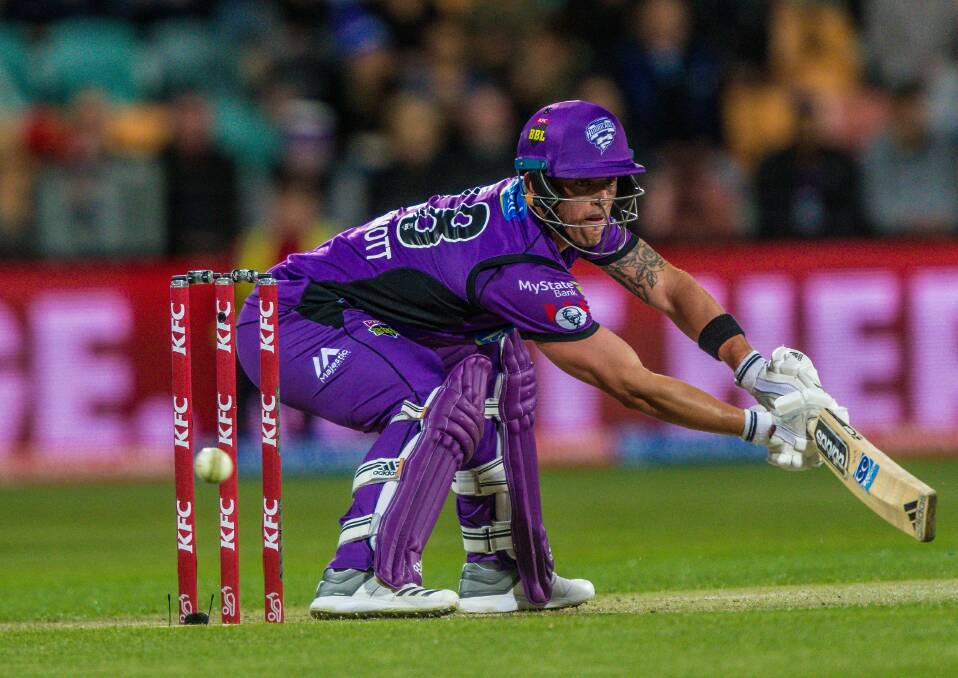 ON FIRE: In-form batsman Ben McDermott piloted the Hurricanes to a crucial come-from-behind win over the Sydney Thunder. Picture: Phillip Biggs 