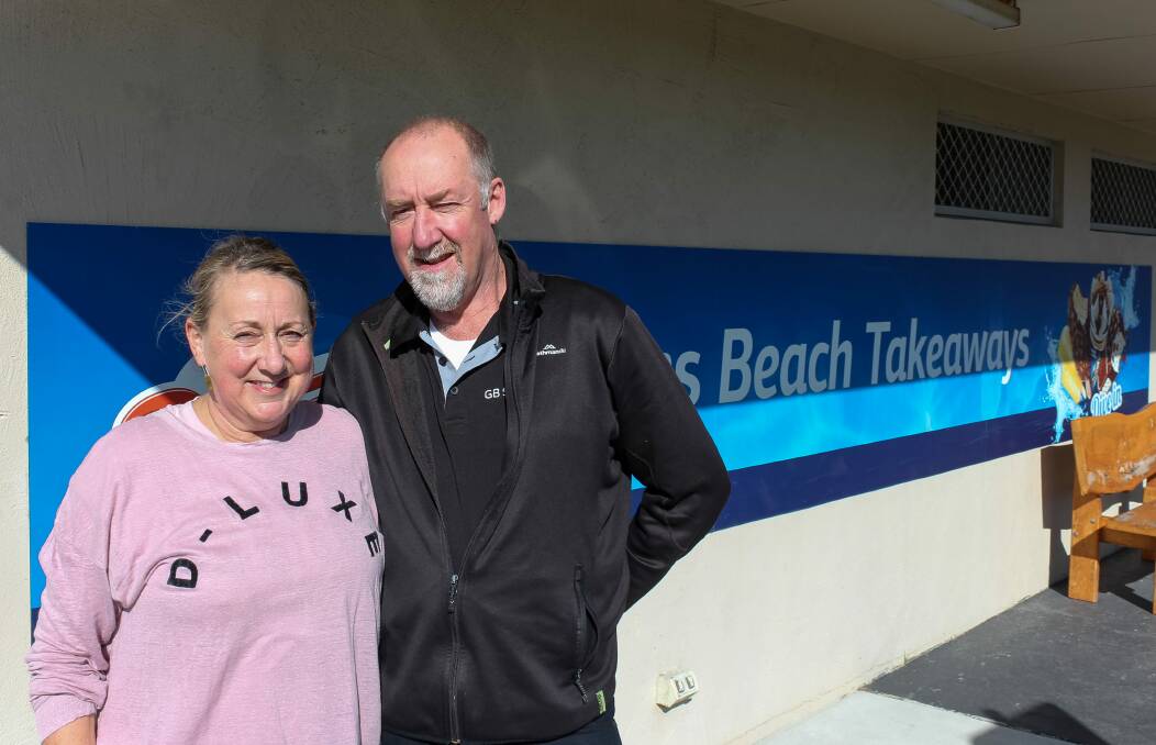 Greens Beach shop owners to sell after 17 years
