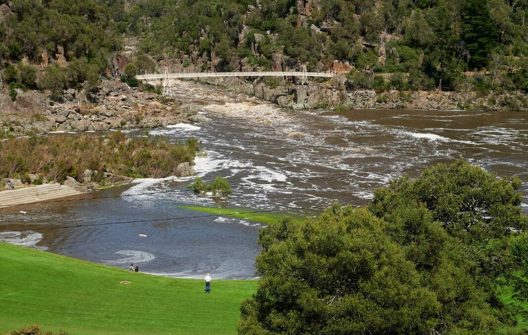 Flooding at Cataract Gorge. Pictures by Rod Thompson