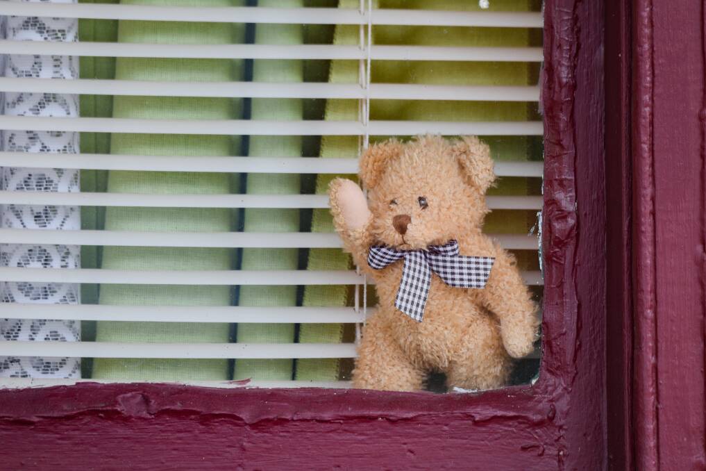 The pandemic inspired Tasmanians to leave teddy bears, drawings and messages of support in their windows for passing families. 