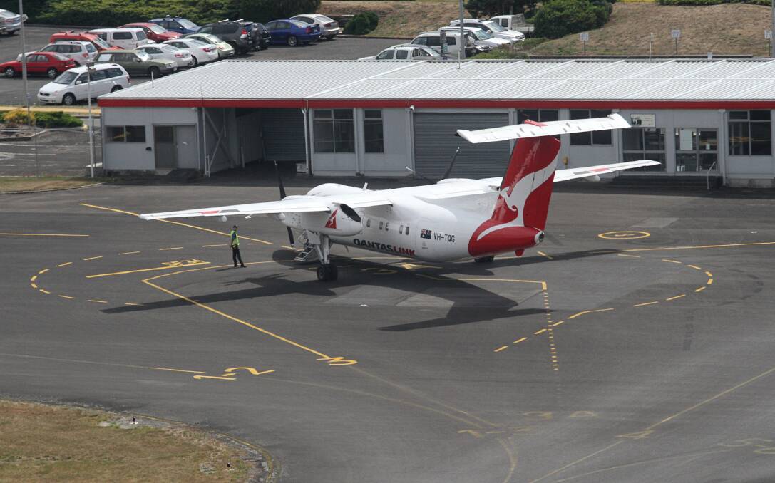 Qantas's return to Burnie met with mixed response