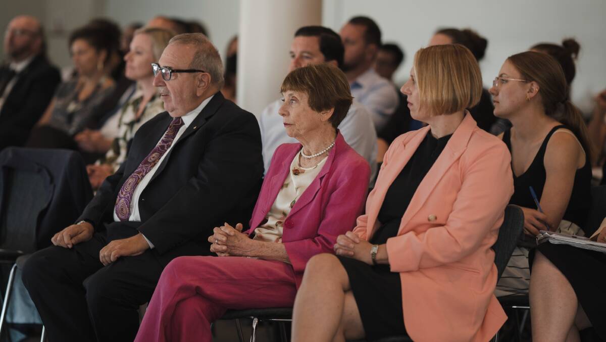 The institutional child sexual abuse inquiry will provide its closing statements on August 30. Pictured is Commission of Inquiry president Marcia Neave (middle) with commissioners Robert Benjamin AM SC and Leah Bromfield. Credit: Maren Preuss/ABC News 