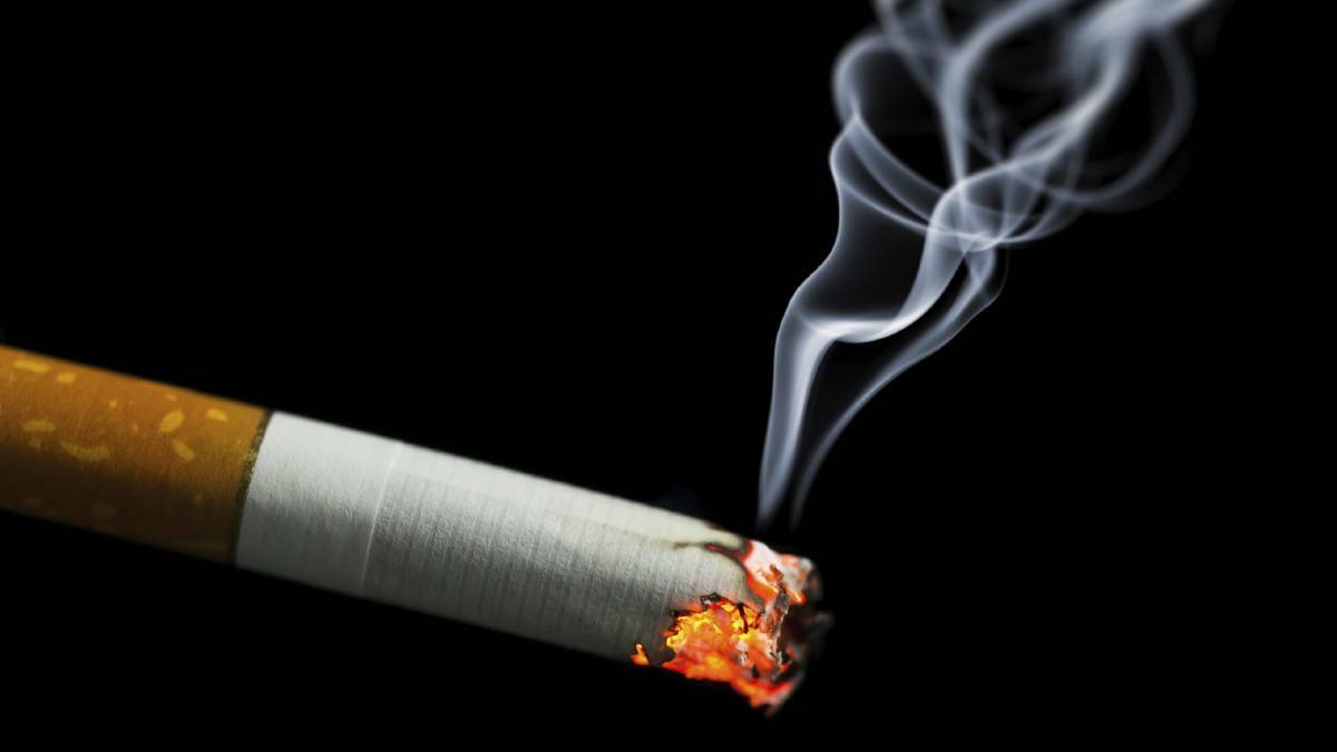 There are now zero cigarette and tobacco vending machines left in Tasmania, and tobacco control advocates say this presents a chance to ban them here for good.