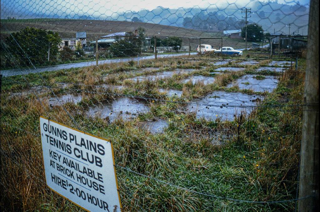 Gunns Plains, April 28 1990.