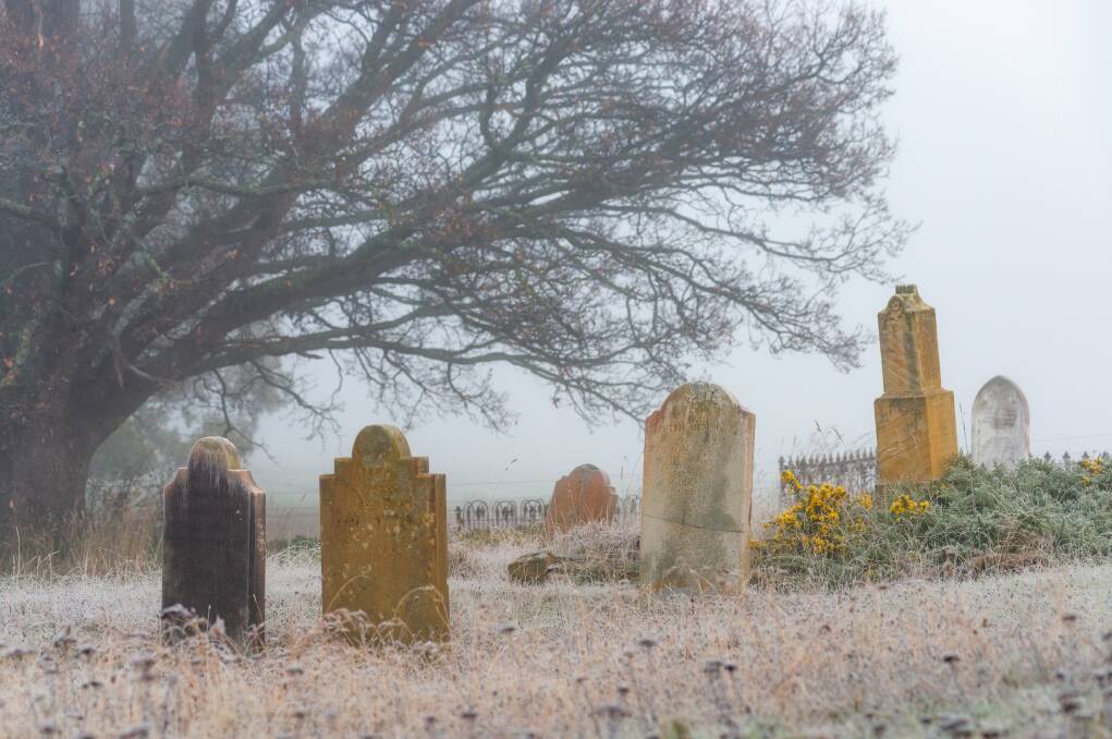 A frosty, foogy morning at St James Anglican church on the old Midland Highway Jericho bypass.