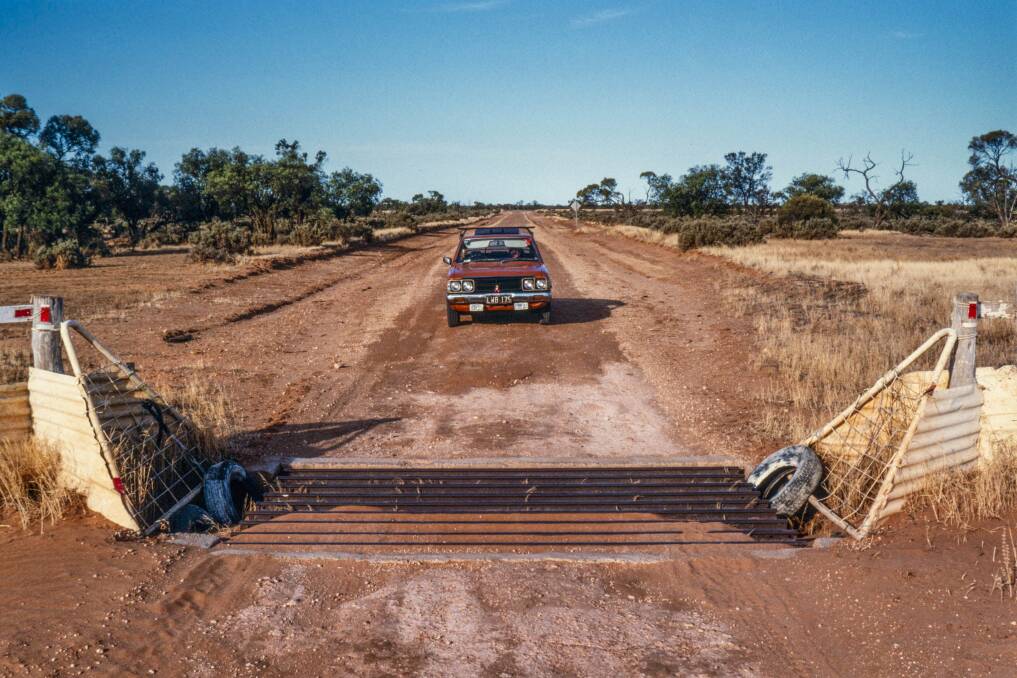 Road to Mungo, NSW, January 1990