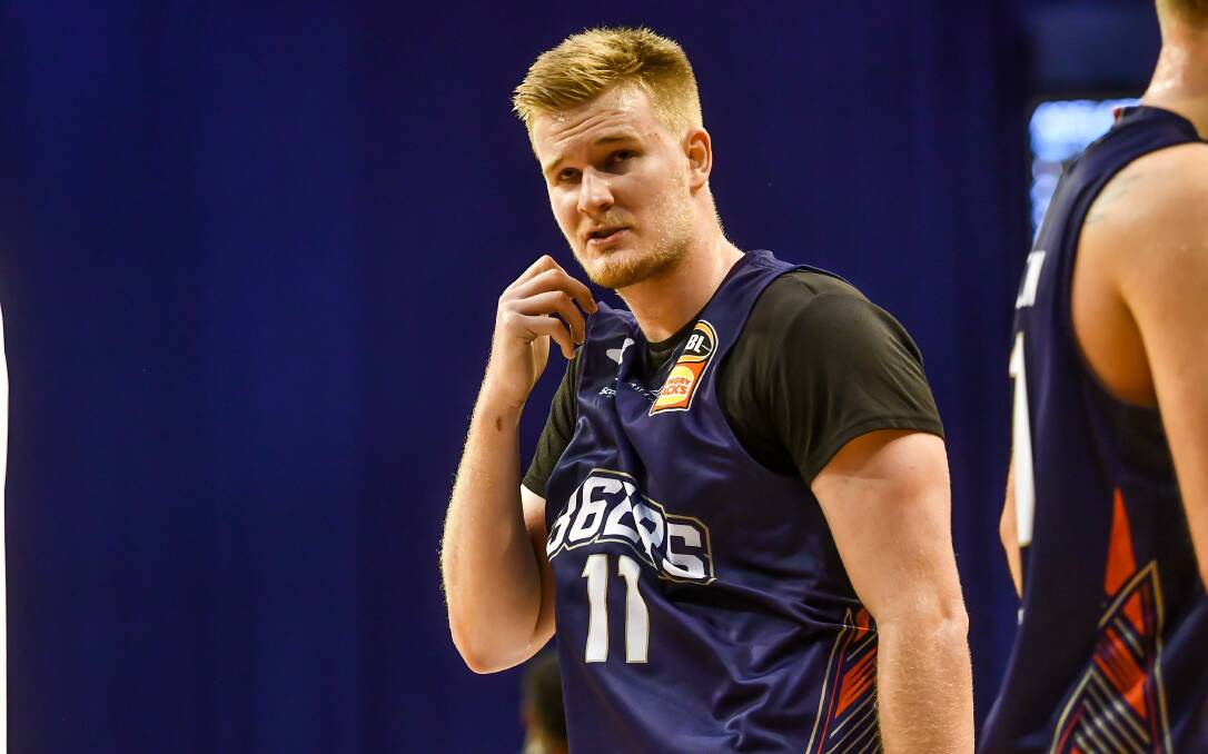 WATCHFUL: Ex-Huskie Harry Froling for the 36ers.