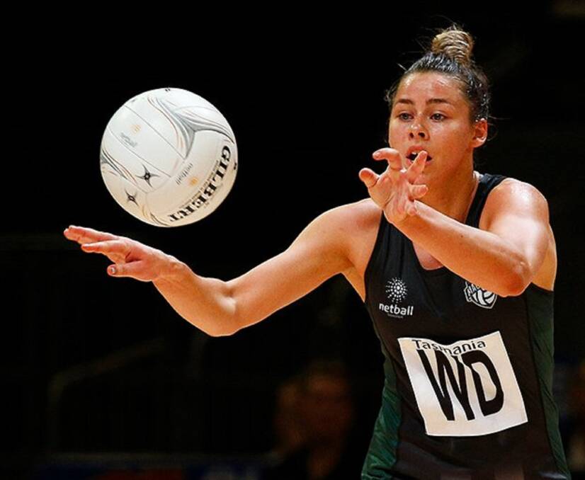 PASSING TIME: Star Tasmanian Magpies defender Sharni Lambden shows her fine Australian Netball League form. Picture: Magpies Netball