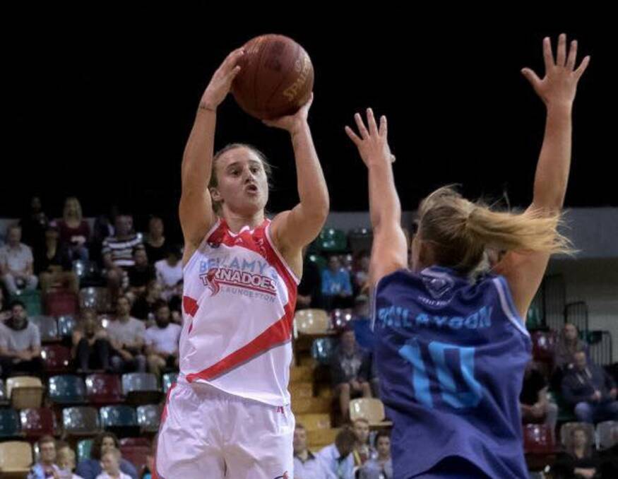 BEHIND THE ARC: Launceston captain Lauren Mansfield shapes to shoot in her side's opening SEABL clash at Hobart. Picture: Launceston Tornadoes Facebook.