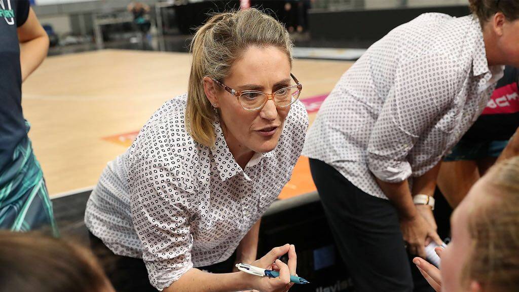 LISTEN UP: New Tasmanian Magpies coach Elissa Kent takes charge last season. Picture: Supplied