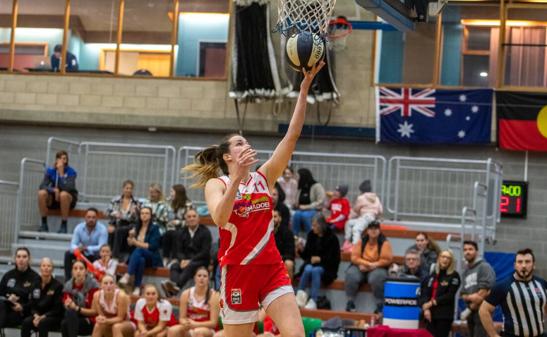GREAT GAME: Launceston Tornadoes' Keely Froling top-scored with 35 points on Saturday night against Dandenong Rangers. Picture: Paul Scambler 