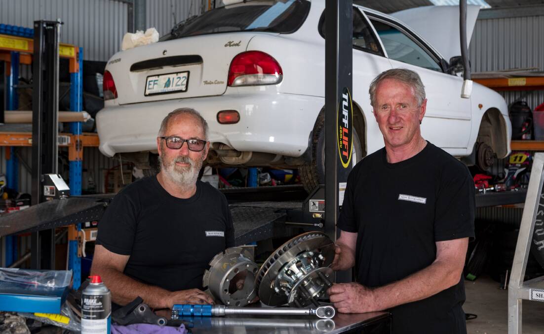 FINAL PREPARTIONS: Shaw Motorsport mechanic Tim Tubb and race engineer Allan Joyce. 