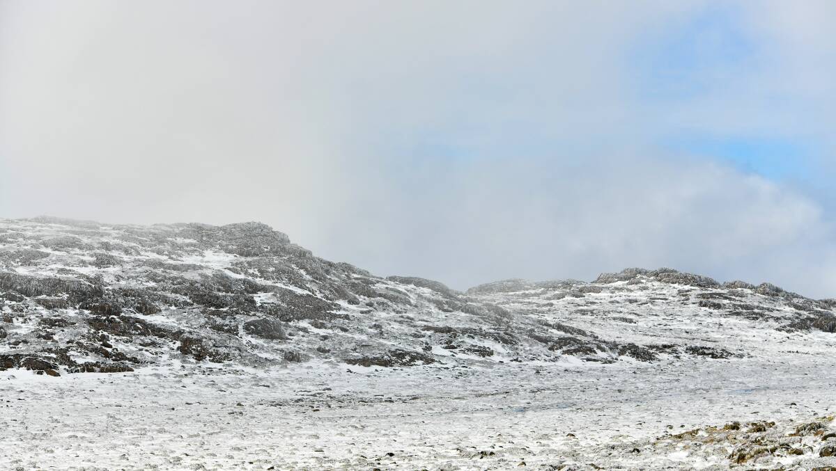 WHITE WEEKEND: Snow is expected to lower to 500 metres in parts of the state on Saturday evening. Picture: Soctt Gelston