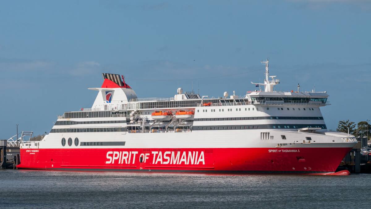 An investigation is underway into the deaths of 16 horses on board a truck that travelled on the Spirit of Tasmania. 