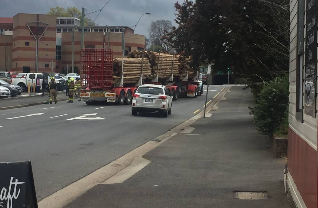 Log truck crash near Launceston Dan Murphy's