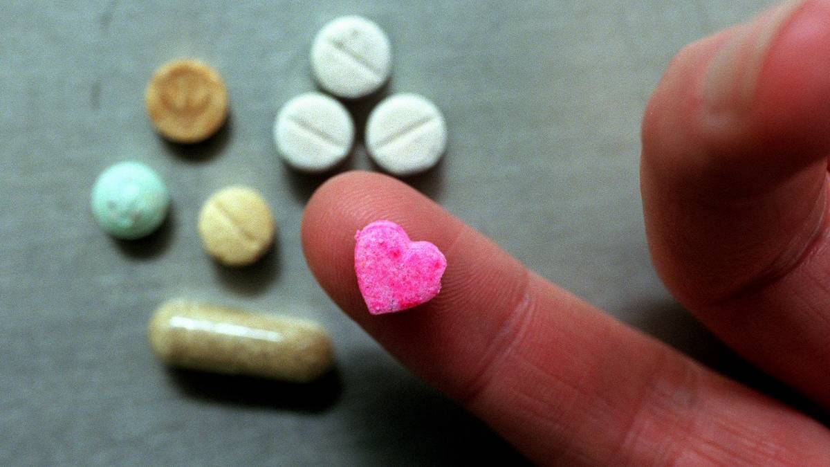 When a person enters a pill testing station, this is what happens