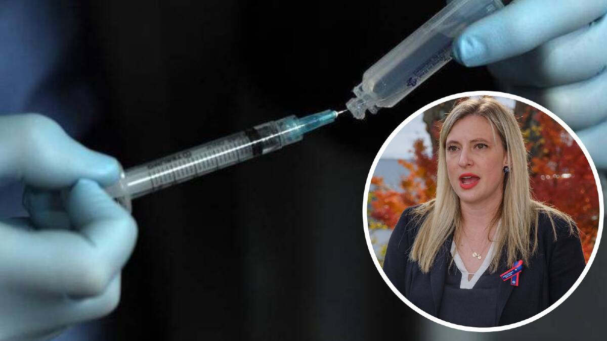 ANMF Tasmania branch secretary Emily Shepherd says the federal government is trying to shift the blame of its failed vaccine roll-out onto aged care workers. 