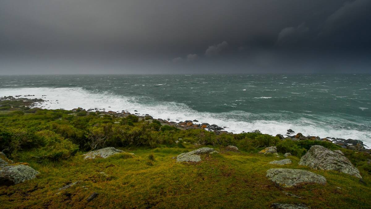 Damaging winds, heavy rain hit the state