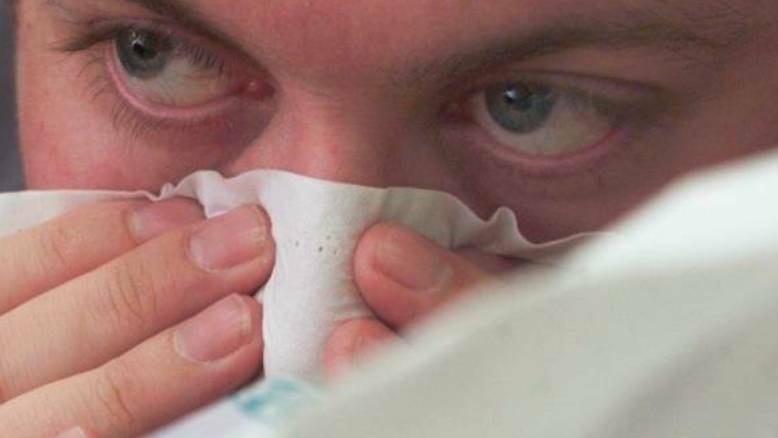 People with flu-like symptoms urged to avoid hospital visits