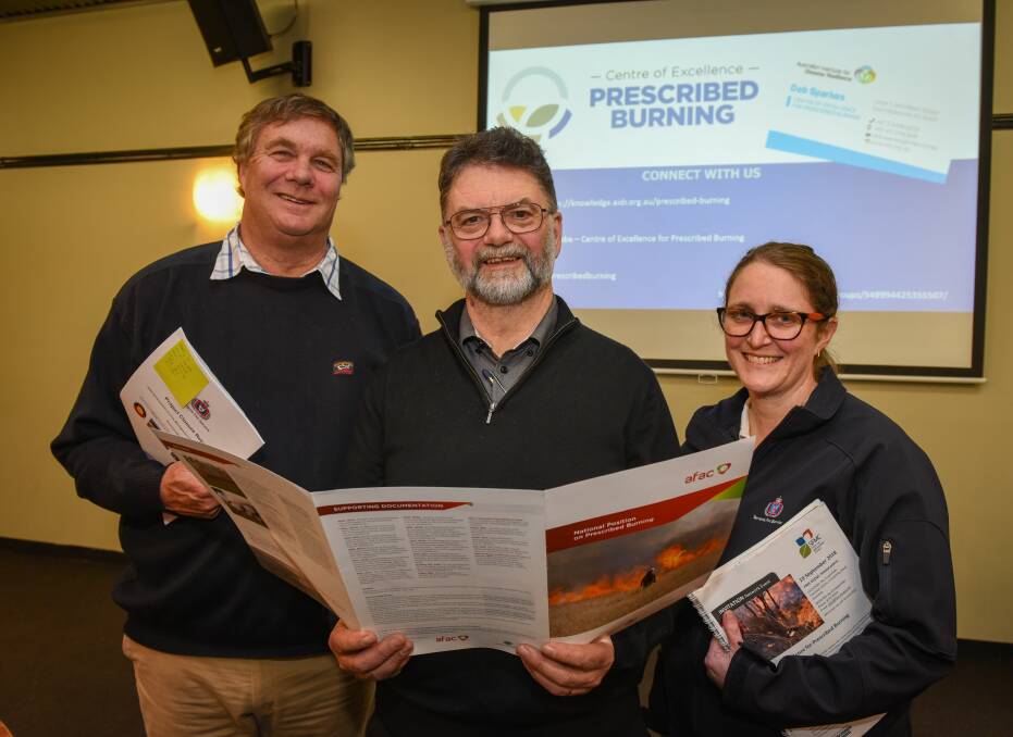 ENGAGEMENT: Ian Sauer, Greg Esnouf and Sandy Whight at Wednesday's State Fire Management Council development day. Picture: Paul Scambler 
