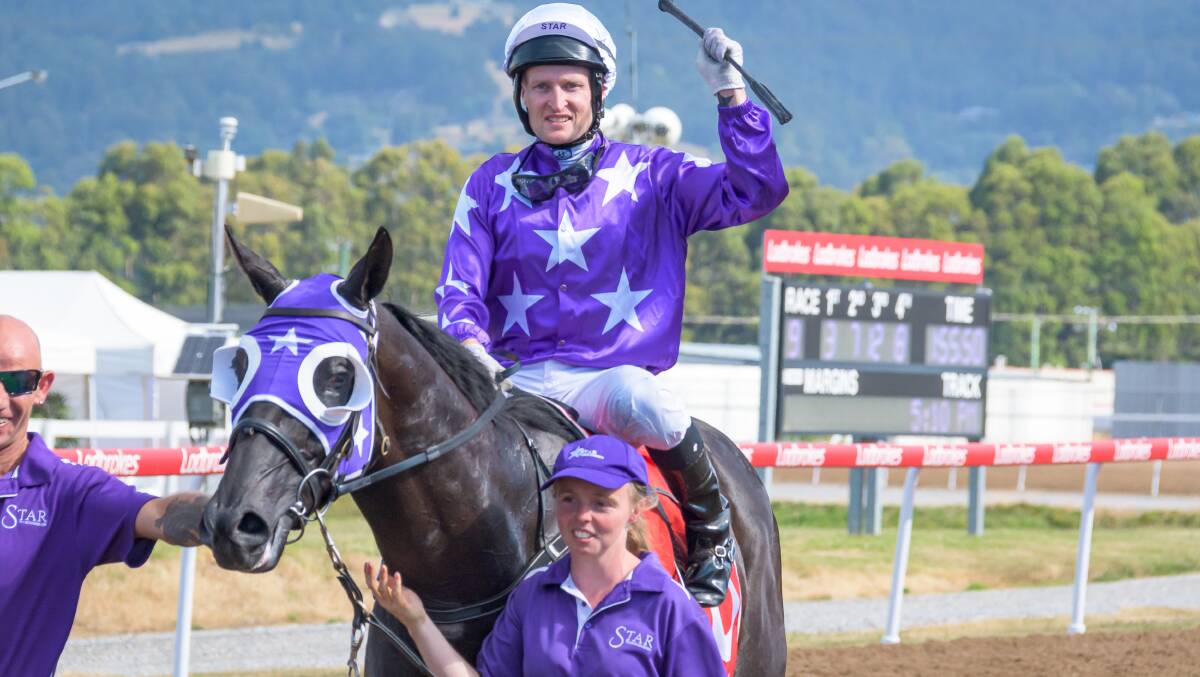 Craig Newitt will renew his association with horse of the year Newhart at Mowbray on Sunday.