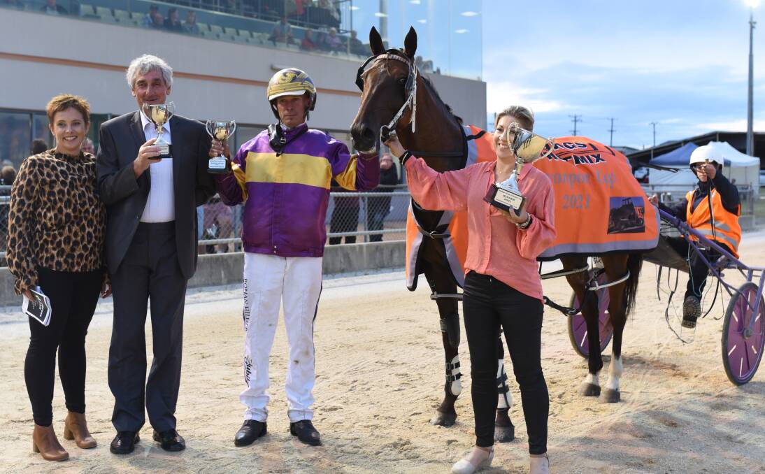 TOO GOOD: Club chairman Claire Macdonald, race sponsor Selwyn Harding and Rohan and Katrina Hillier with superstar Devonport Cup winner Ryley Major. Picture: Stacey Lear