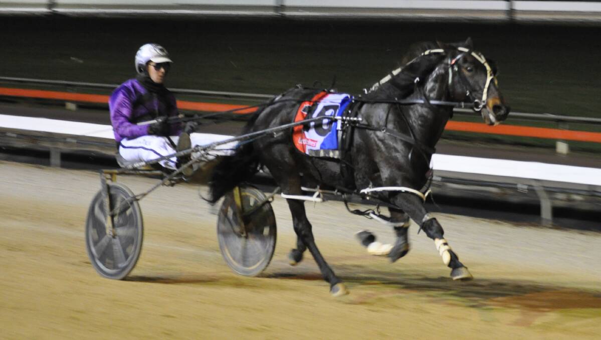 Favourite Kuyomi rounded off a late treble for driver Conor Crook at Mowbray on Sunday night