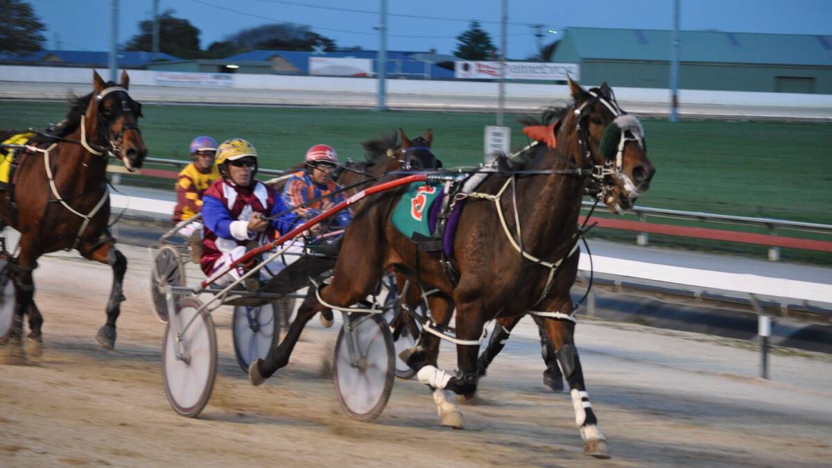 Overpowering, driven by Rohan Hillier, wins at Devonport