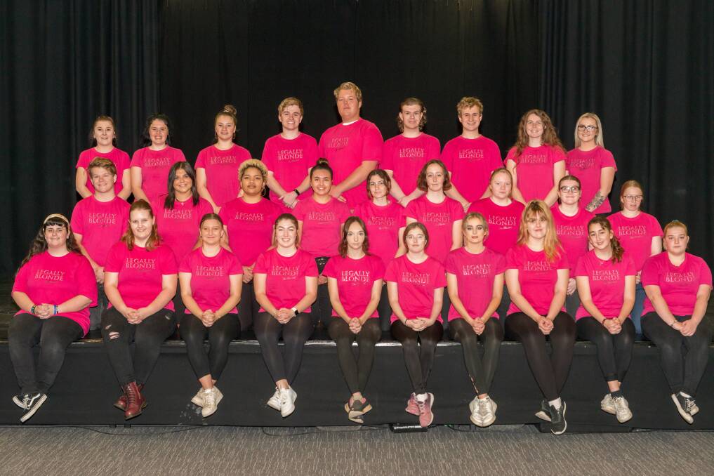 Some of the cast of Legally Blonde. 