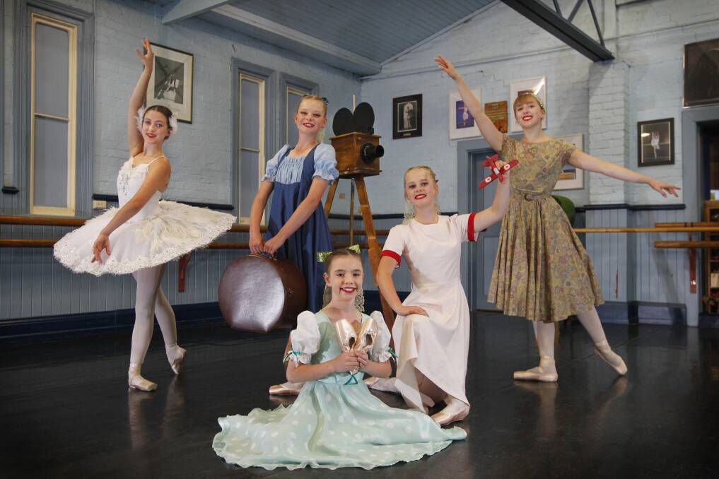 Holli Niland, Bridie Findlay, Eloise Breden, Maeve Rickerby, and Chantelle Rose ready for Ballet Shoes. Picture: Supplied
