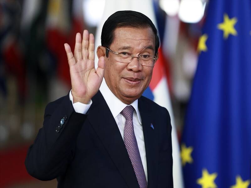 Cambodia's Prime Minister Hun Sen has struck a deal to boost bilateral trade with Turkey.